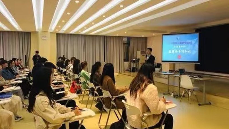 制造业企业内训，如何打造定制化解决方案？**