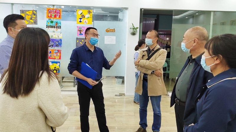 小标题：考察团队的专业能力